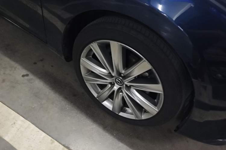 Used Mazda Atenza 2020 2.5L Sky Blue Prestige Edition Right Front Wheel Hub