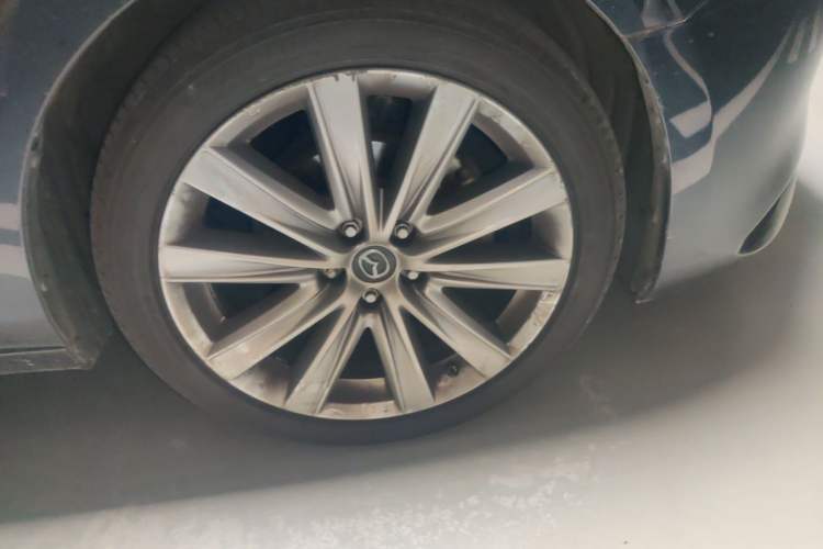 Used Mazda Atenza 2020 2.5L Sky Blue Prestige Edition Right Front Wheel Hub