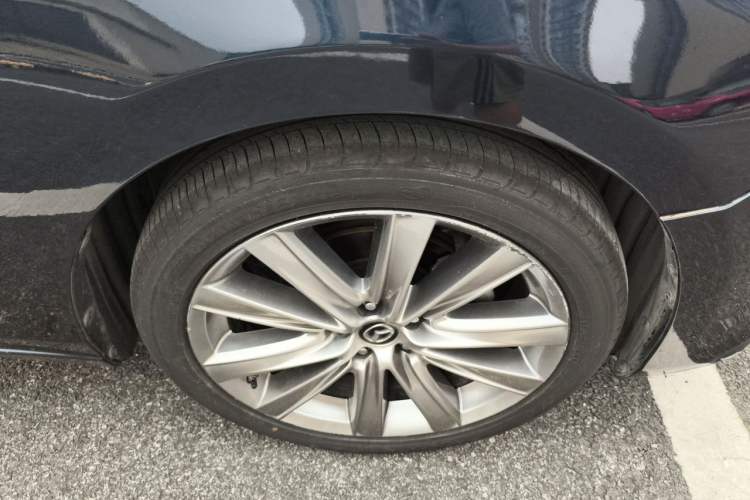 Used Mazda Atenza 2020 2.5L Skyline Sport Edition Right Front Wheel Hub
