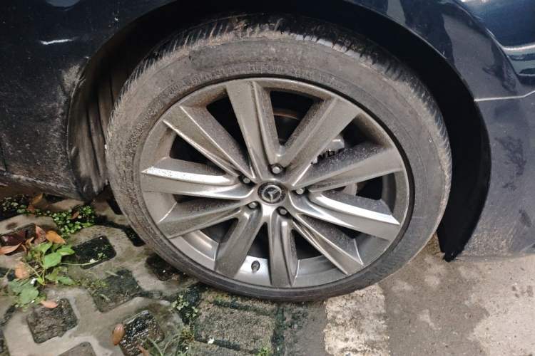 Used Mazda Atenza 2020 2.5L Skyline Sport Edition Right Front Wheel Hub