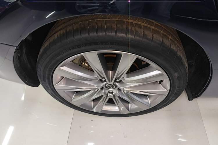 Used Mazda Atenza 2020 2.5L Skyline Sport Edition Right Rear Wheel Hub