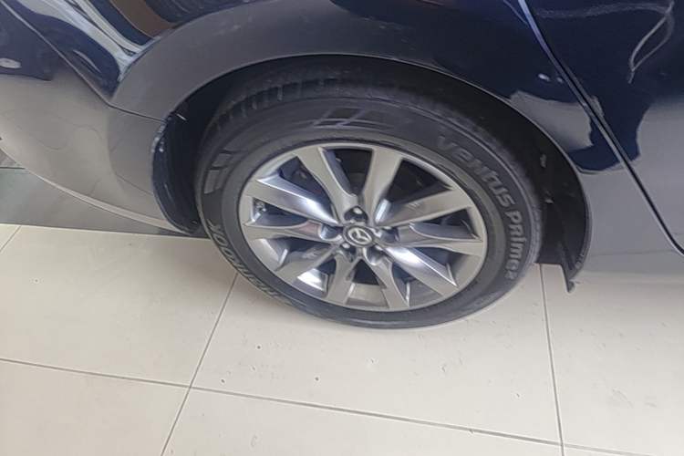 Used Mazda Atenza 2020 2.0L Blue Sky Luxury Edition Right Rear Wheel Hub