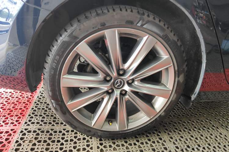 Used Mazda Atenza 2020 2.5L Sky Blue Prestige Edition Right Rear Wheel Hub