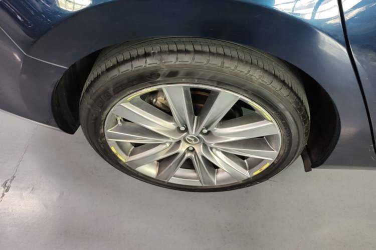 Used Mazda Atenza 2020 2.5L Skyline Sport Edition Right Rear Wheel Hub