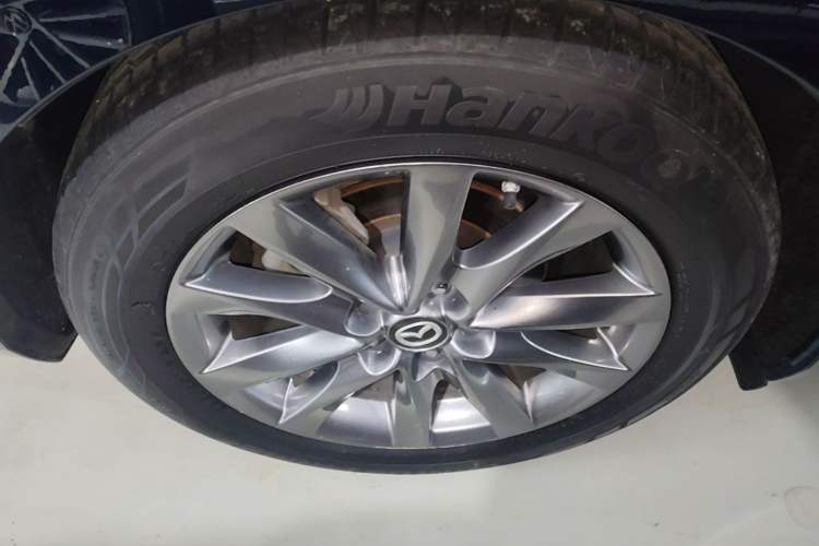 Used Mazda Atenza 2020 2.0L Blue Sky Luxury Edition Right Rear Wheel Hub