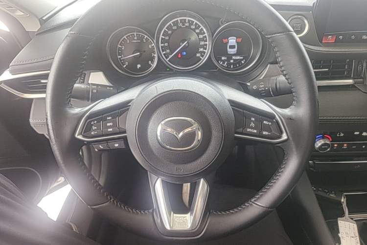 Used Mazda Atenza 2020 2.0L Blue Sky Luxury Edition Steering Wheel