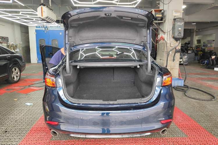 Used Mazda Atenza 2020 2.5L Sky Blue Prestige Edition Trunk