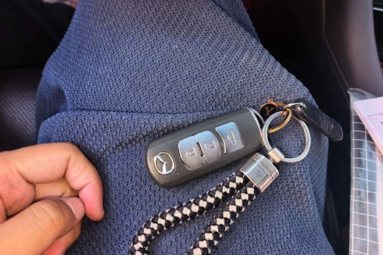 Used Mazda Atenza 2020 2.5L Sky Blue Prestige Edition Vehicle Key