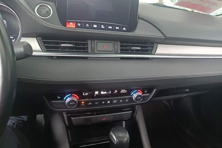 Used Mazda Atenza 2020 2.5L Skyline Sport Edition Audio And AC Panel