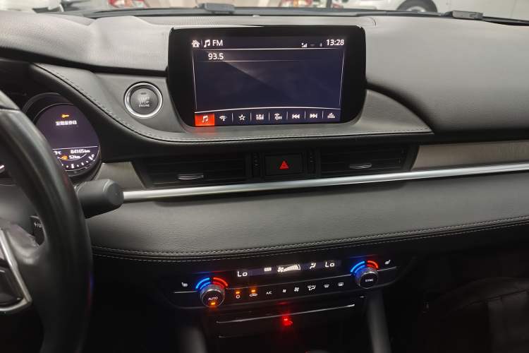 Used Mazda Atenza 2020 2.5L Skyline Sport Edition Audio And AC Panel