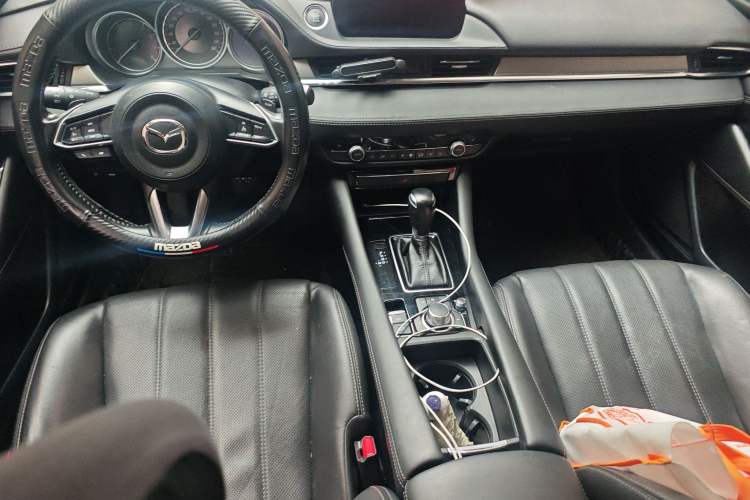 Used Mazda Atenza 2020 2.5L Skyline Sport Edition Center Console