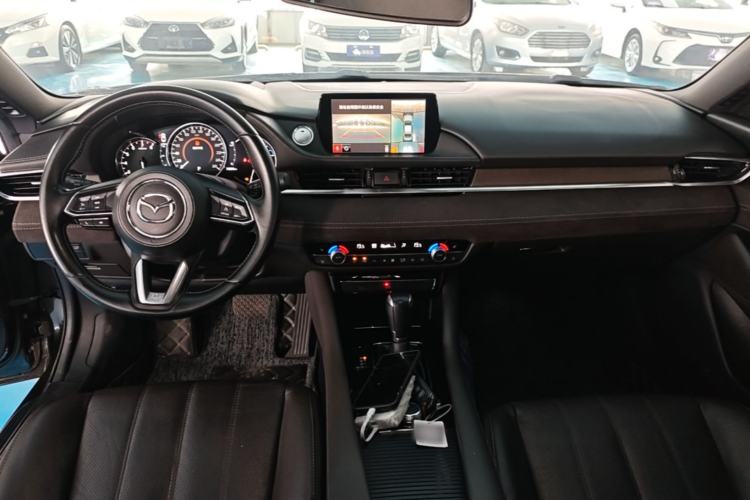 Used Mazda Atenza 2020 2.5L Sky Blue Prestige Edition Center Console