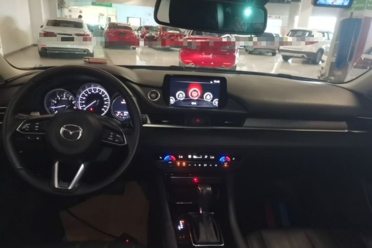 Used Mazda Atenza 2020 2.5L Skyline Sport Edition Center Console