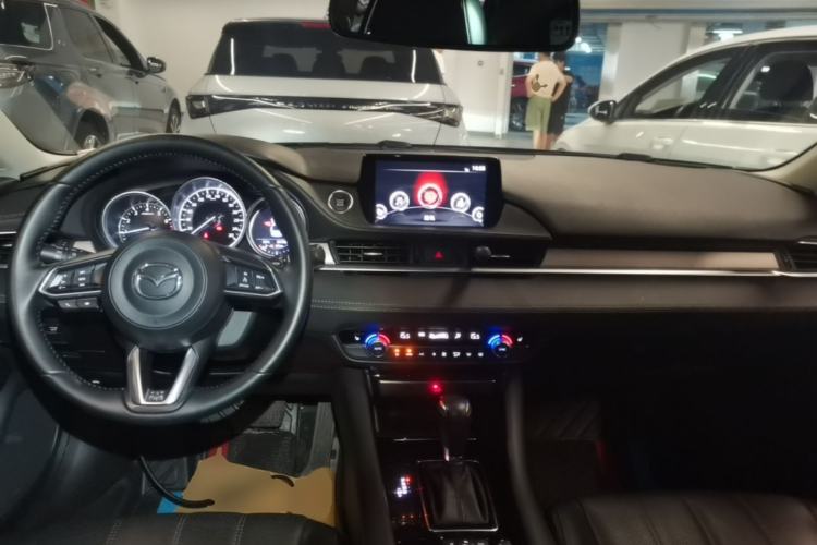 Used Mazda Atenza 2020 2.5L Skyline Sport Edition Center Console