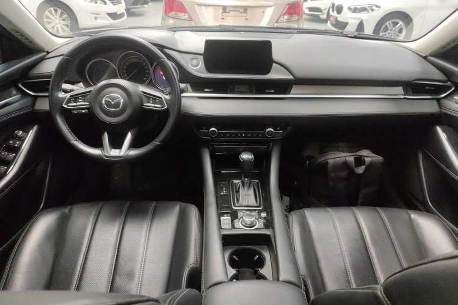 Used Mazda Atenza 2020 2.5L Skyline Sport Edition Center Console