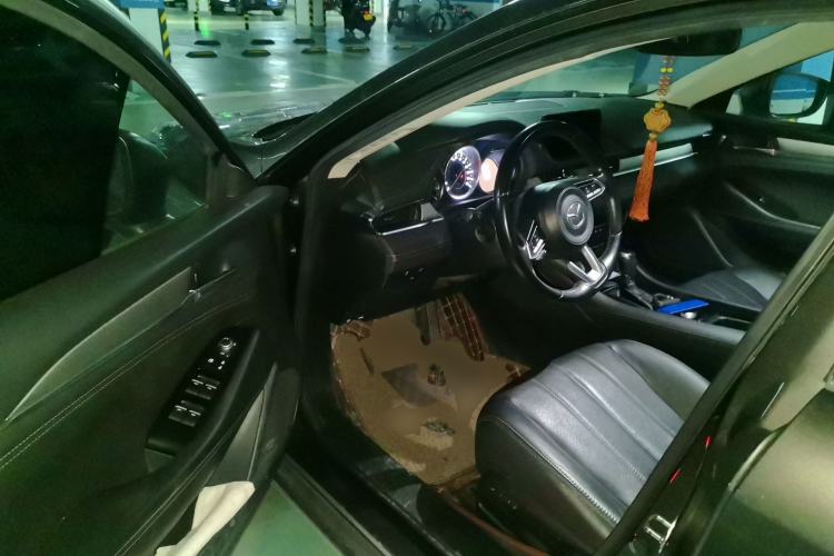 Used Mazda Atenza 2020 2.5L Skyline Sport Edition Driver Seat