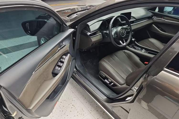 Used Mazda Atenza 2020 2.5L Sky Blue Prestige Edition Driver Seat