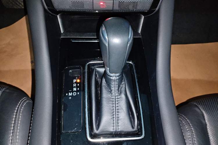 Used Mazda Atenza 2020 2.5L Skyline Sport Edition Gear Lever