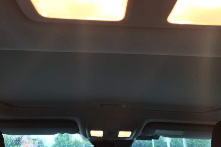 Used Mazda Atenza 2020 2.0L Blue Sky Luxury Edition Headliner