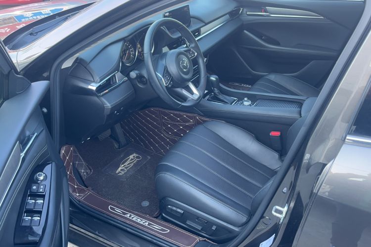 Used Mazda Atenza 2020 2.0L Blue Sky Luxury Edition Interior 1