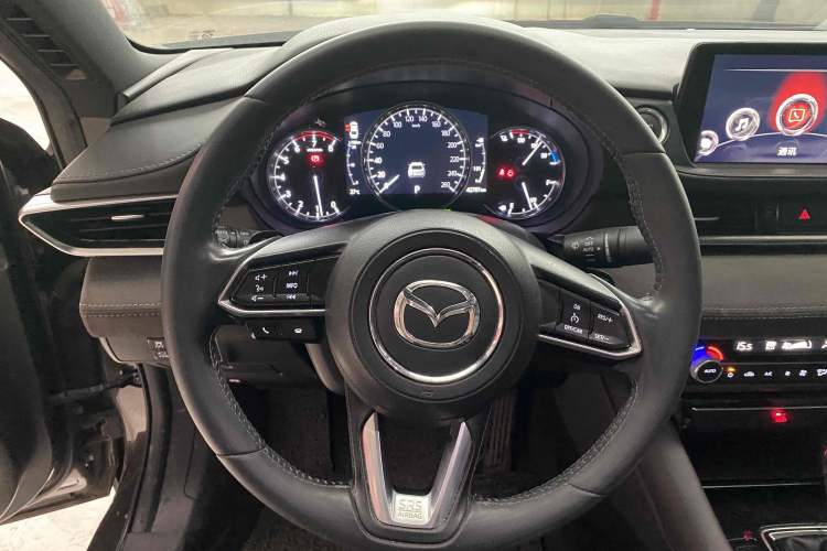 Used Mazda Atenza 2020 2.5L Sky Blue Prestige Edition Interior 2