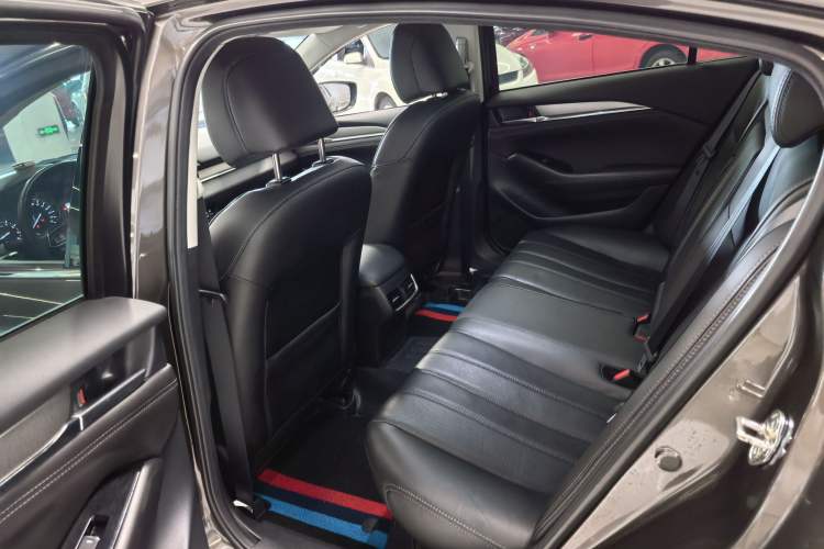 Used Mazda Atenza 2020 2.5L Skyline Sport Edition Interior 2