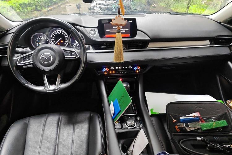 Used Mazda Atenza 2020 2.0L Blue Sky Luxury Edition Interior 2