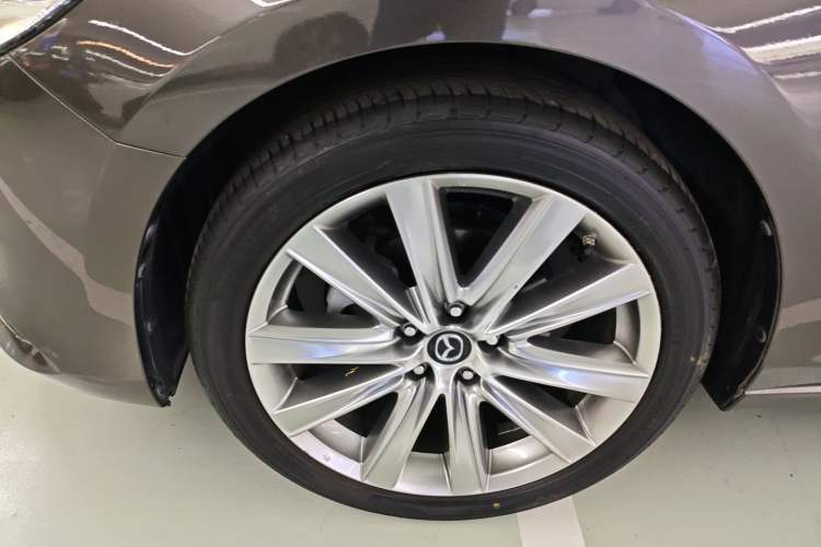 Used Mazda Atenza 2020 2.5L Skyline Sport Edition Left Front Wheel Hub
