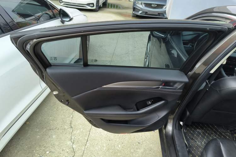 Used Mazda Atenza 2020 2.5L Skyline Sport Edition Left Rear Door Interior
