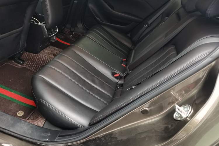 Used Mazda Atenza 2020 2.0L Blue Sky Luxury Edition Left Rear Seat