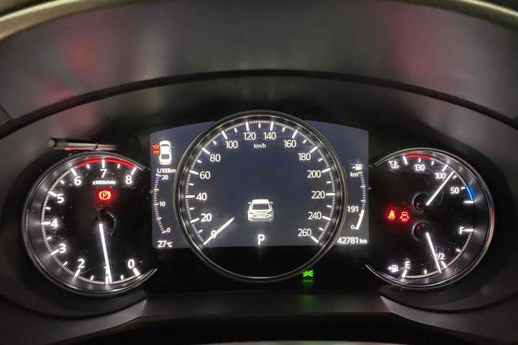 Used Mazda Atenza 2020 2.5L Sky Blue Prestige Edition Odometer Close Up