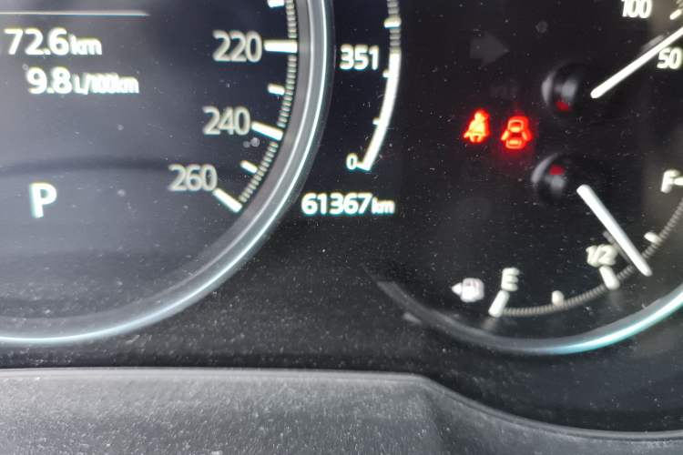 Used Mazda Atenza 2020 2.5L Sky Blue Prestige Edition Odometer Close Up