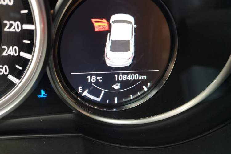 Used Mazda Atenza 2020 2.0L Blue Sky Luxury Edition Odometer Close Up
