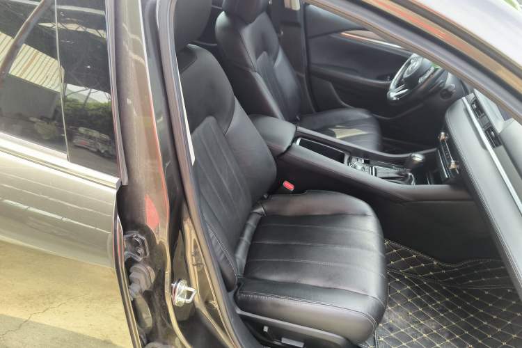 Used Mazda Atenza 2020 2.5L Skyline Sport Edition Right Front Seat