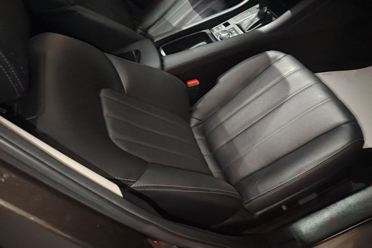Used Mazda Atenza 2020 2.5L Skyline Sport Edition Right Front Seat