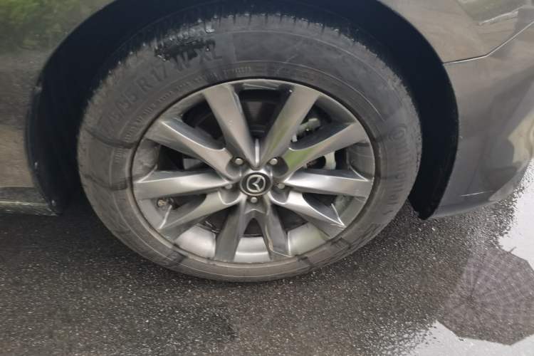 Used Mazda Atenza 2020 2.0L Blue Sky Luxury Edition Right Front Wheel Hub