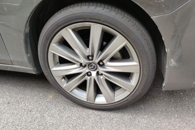 Used Mazda Atenza 2020 2.5L Skyline Sport Edition Right Front Wheel Hub