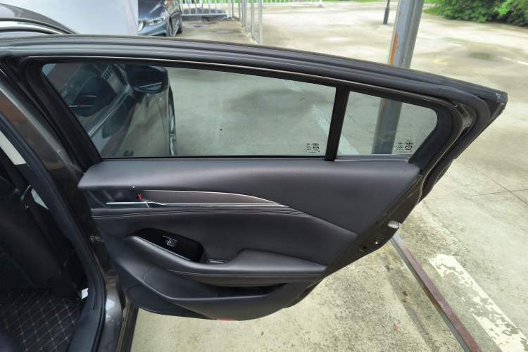Used Mazda Atenza 2020 2.5L Skyline Sport Edition Right Rear Door Interior