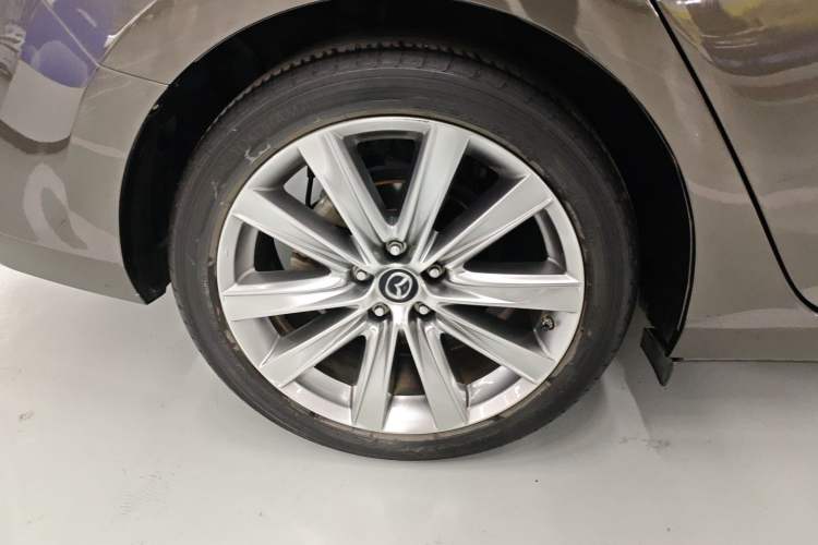 Used Mazda Atenza 2020 2.5L Skyline Sport Edition Right Rear Wheel Hub