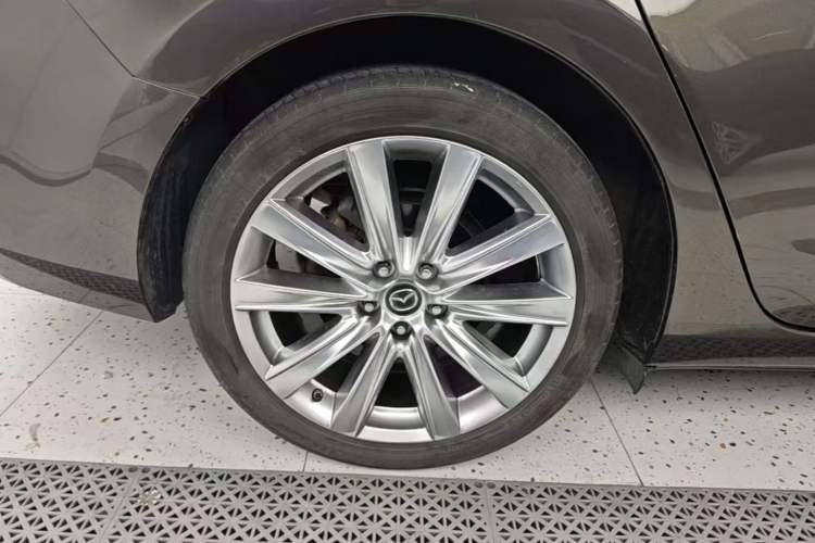 Used Mazda Atenza 2020 2.5L Sky Blue Prestige Edition Right Rear Wheel Hub