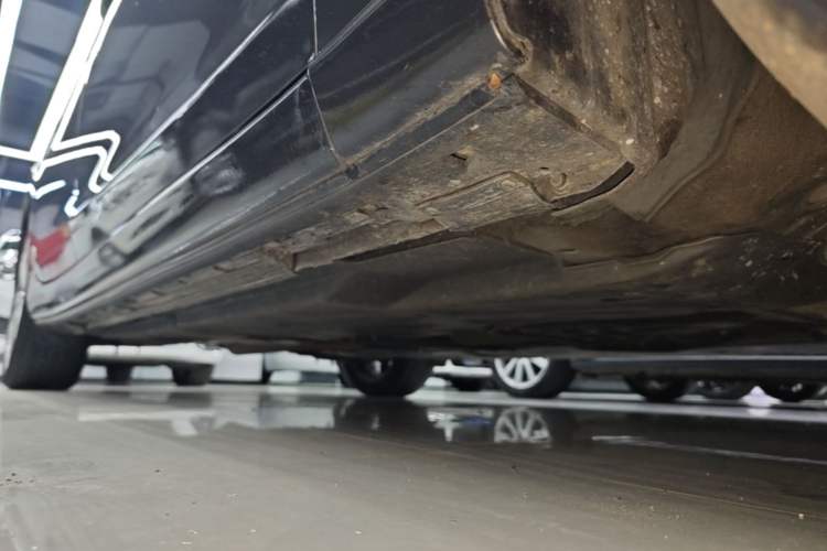 Used Mazda Atenza 2020 2.5L Sky Blue Prestige Edition Right Side Sill