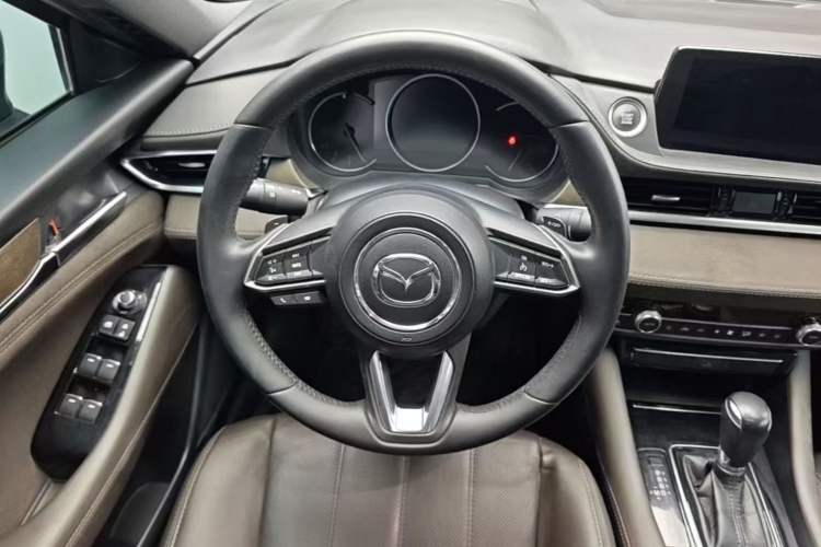 Used Mazda Atenza 2020 2.5L Sky Blue Prestige Edition Steering Wheel
