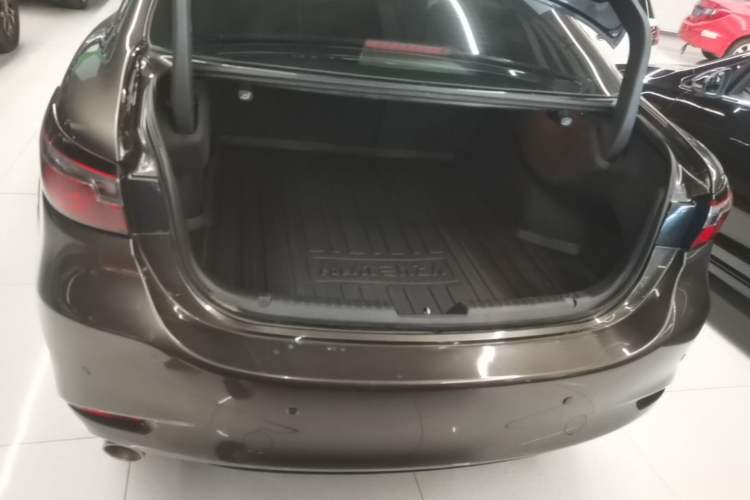 Used Mazda Atenza 2020 2.5L Skyline Sport Edition Trunk