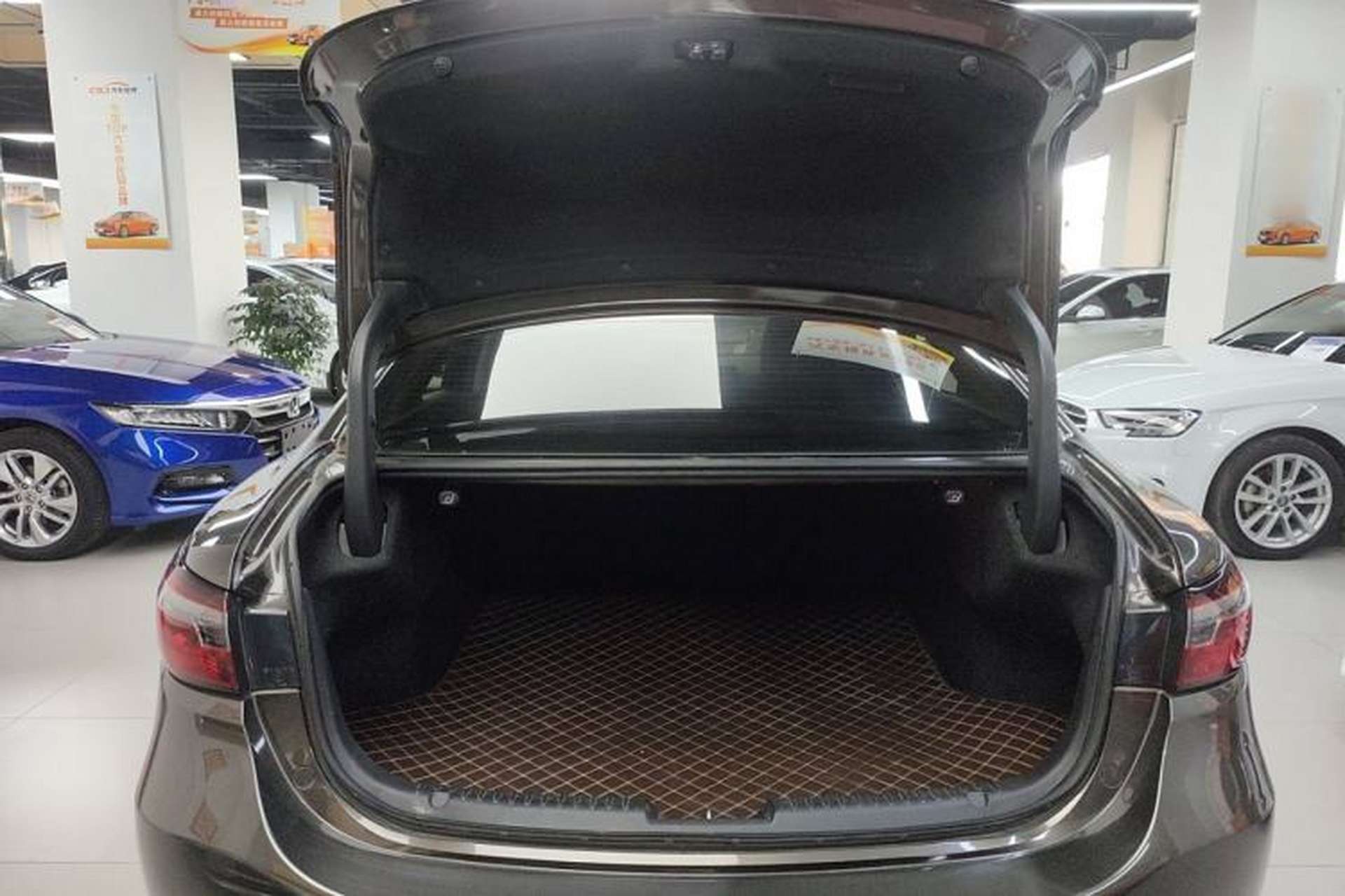 Used Mazda Atenza 2020 2.5L Skyline Sport Edition Trunk