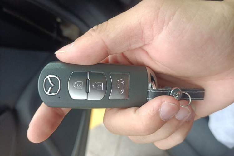 Used Mazda Atenza 2020 2.5L Skytop Deluxe Edition Vehicle Key