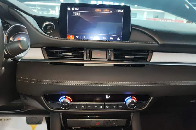 Used Mazda Atenza 2020 2.0L Blue Sky Luxury Edition Audio And AC Panel