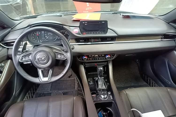 Used Mazda Atenza 2020 2.5L Sky Blue Prestige Edition Center Console