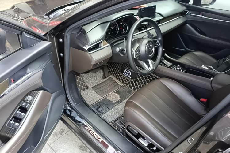 Used Mazda Atenza 2020 2.5L Sky Blue Prestige Edition Driver Seat