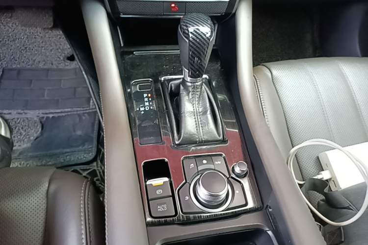 Used Mazda Atenza 2020 2.5L Sky Blue Prestige Edition Gear Lever