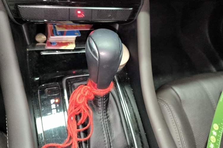 Used Mazda Atenza 2020 2.5L Sky Blue Prestige Edition Gear Lever